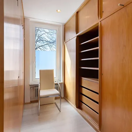 Hegaudomizil Apartamento Engen