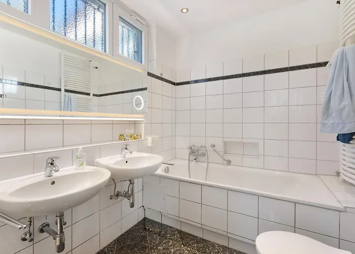 Hegaudomizil Apartment *